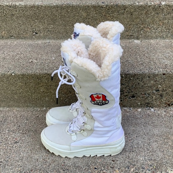 Pajar White Winter Boots with Cream Fur 10 - Picture 4 of 11